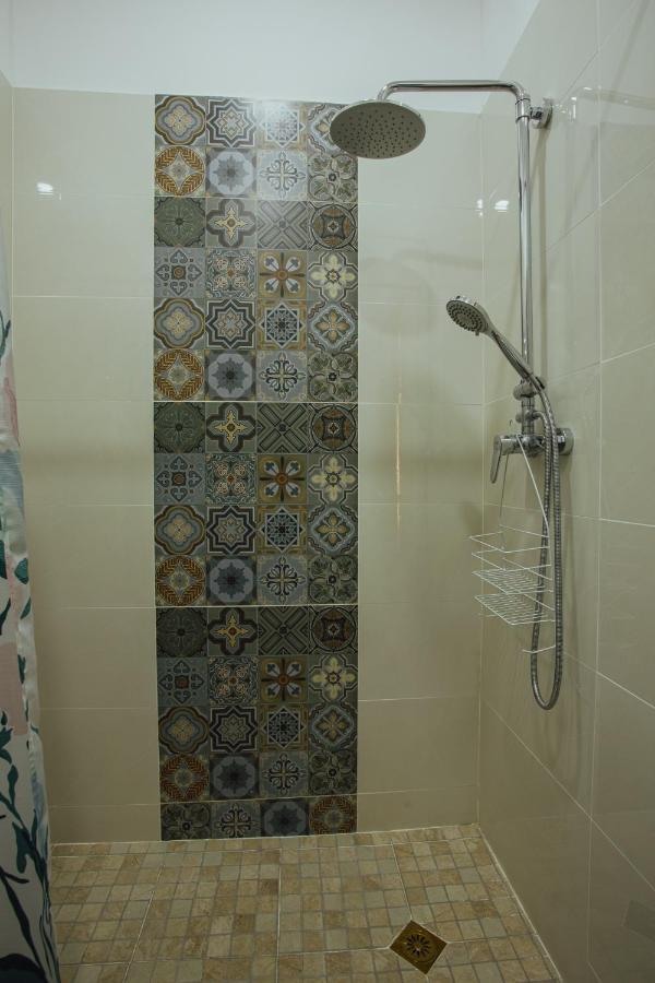 July Apart otel Lower Prince's Quarter Dış mekan fotoğraf